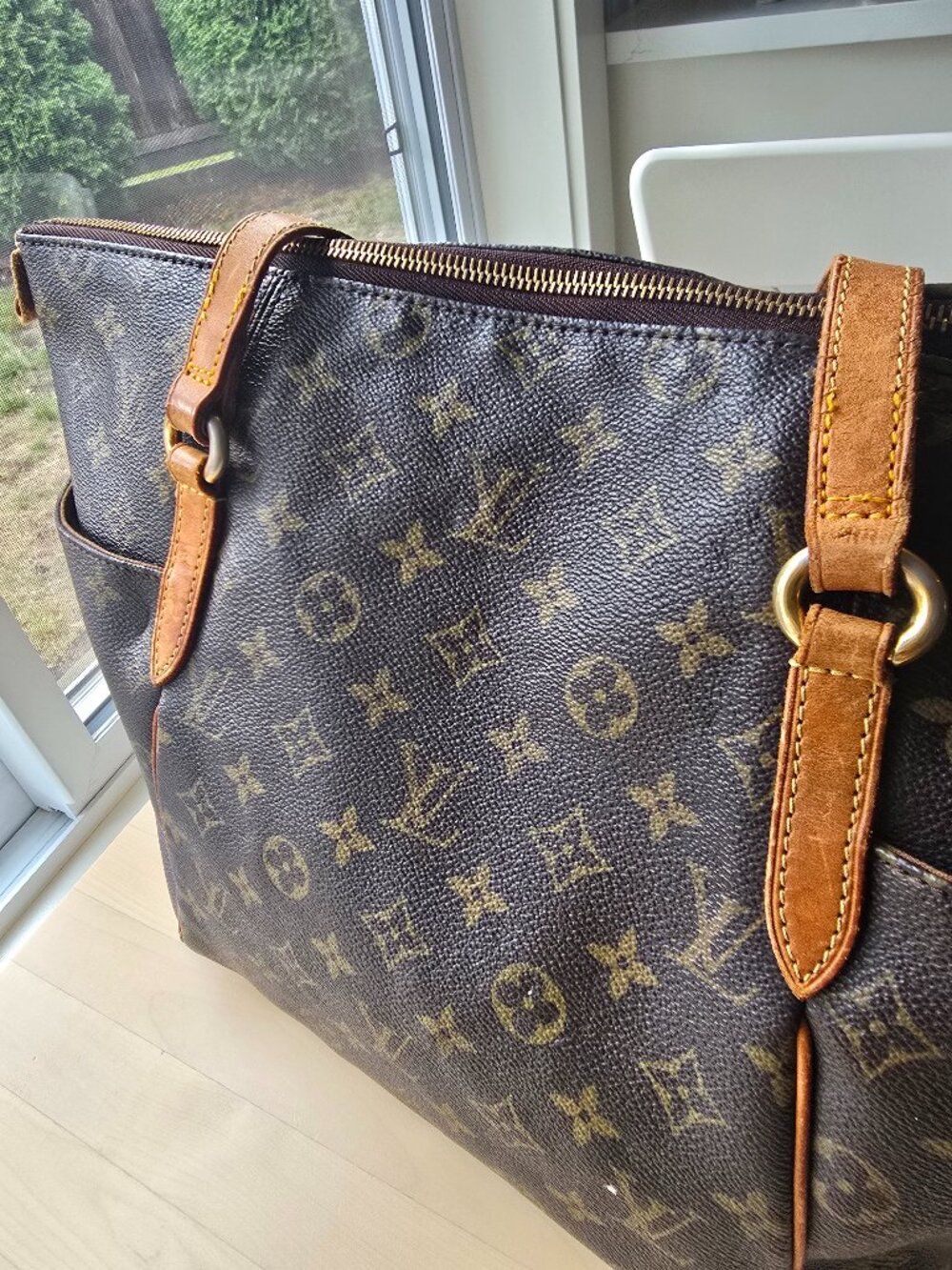Louis Vuitton Totally MM in Monogram